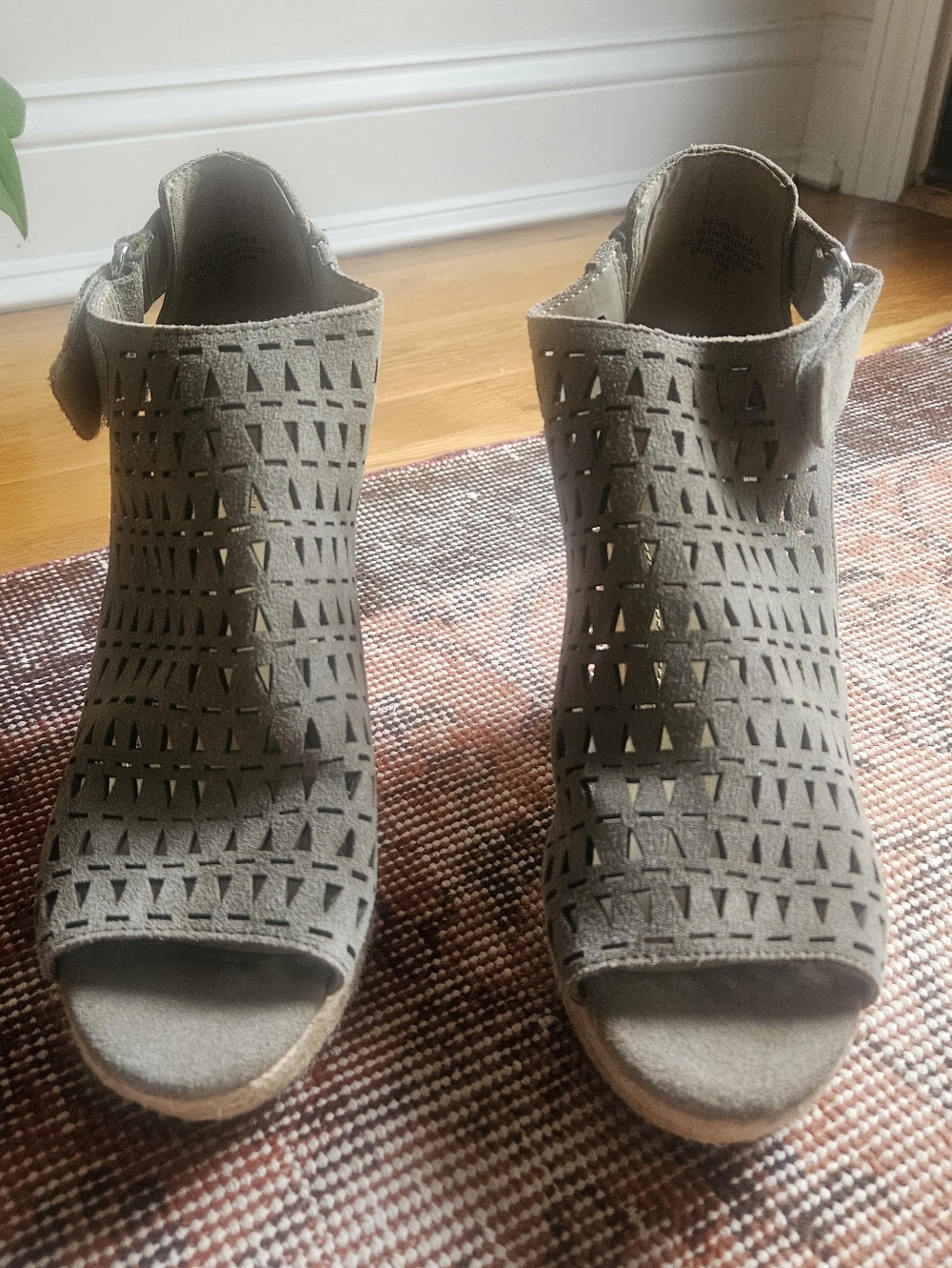 NWOT Marc Jacobs Sandals